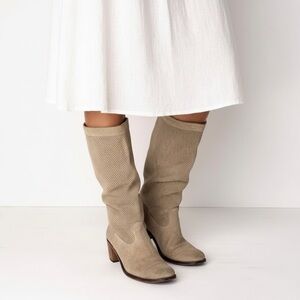 ITALIAN SOFT SUEDE BLOCK BOOTIES MADE IN ITALY
